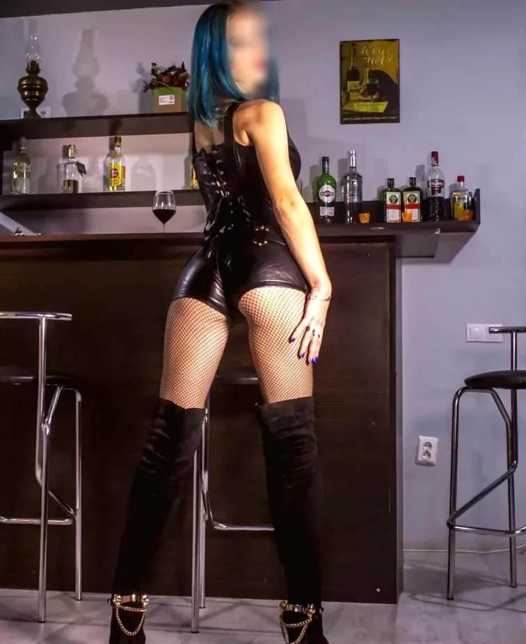 Valentina, 37 anni