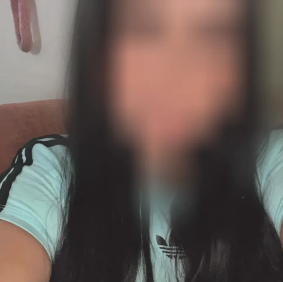 Yasmine, 25 anni